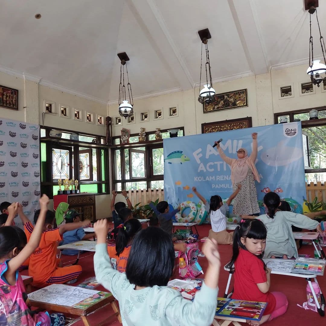Anak-anak mengikuti Family Activity di TASA